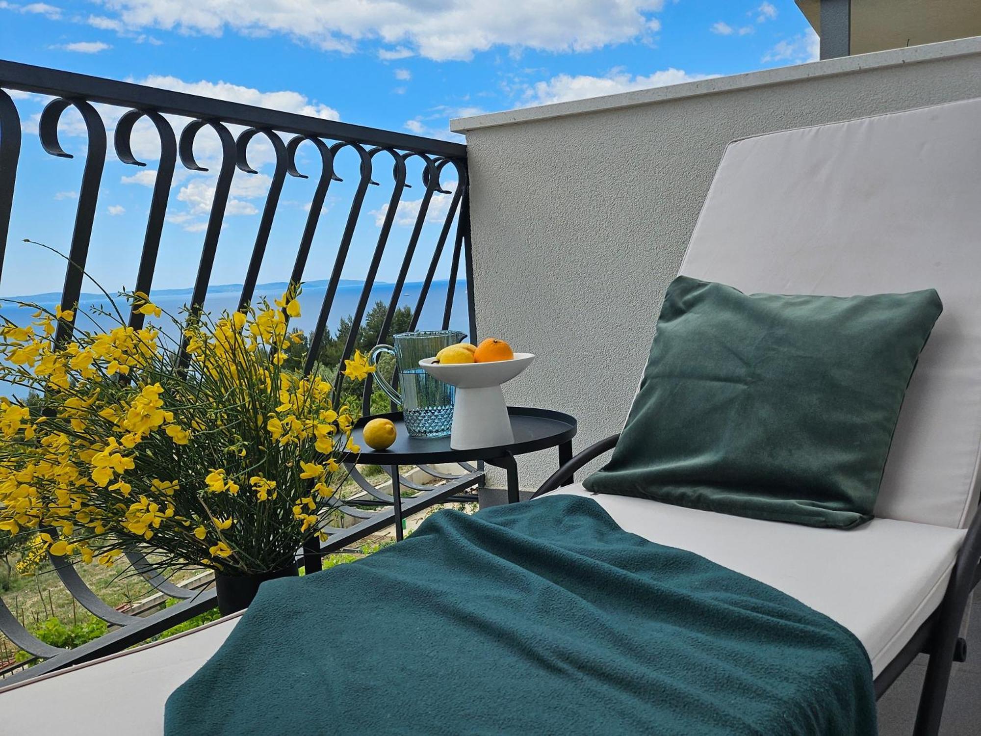 Apartment Wish Подстрана Экстерьер фото